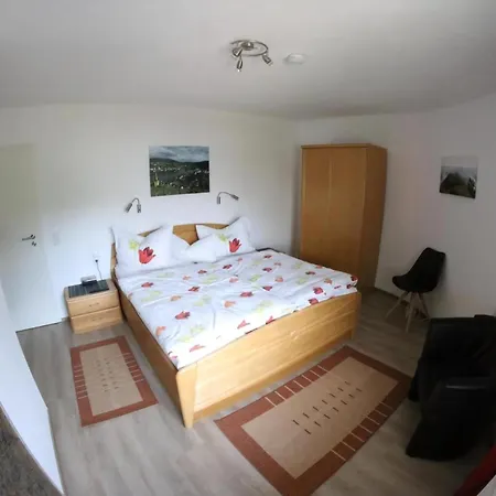 Haus Budinger Apartmán Alf